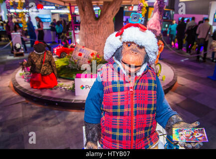 LAS VEGAS - Jan 08 : La Polaroid stand al CES show tenutosi a Las Vegas il gennaio 08 2017 , il CES è il leader mondiale nel settore del consumatore-electronics Show. Foto Stock