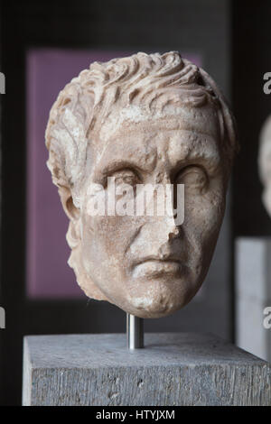 Drammaturgo greco Menander (342-290 a.C.). Copia romana dopo un originale greco da circa 290 BC sul display nella Glyptothek Museum di Monaco di Baviera, Germania. Foto Stock