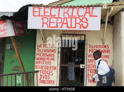 Sud Africa township - un negozio di Imizamo Yethu township, Hout Bay Città del Capo Sud Africa Foto Stock