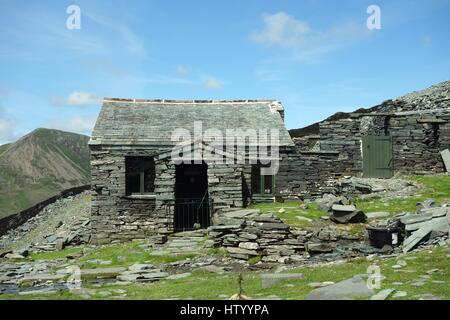 Duplica capanna di cava, Fleetwith Pike, Cumbria. Foto Stock