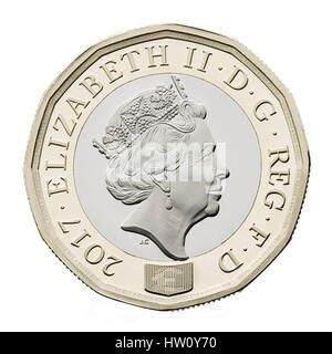 2017 sterlina inglese moneta isolato su sfondo bianco. Il nuovo Regno Unito £ 1 moneta entrerà in circolazione nel Marzo 2017, e il Royal Mint è la produzione di 1,5 miliardi di nuove monete. Foto Stock