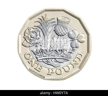 2017 sterlina inglese moneta isolato su sfondo bianco. Il nuovo Regno Unito £ 1 moneta entrerà in circolazione nel Marzo 2017, e il Royal Mint è la produzione di 1,5 miliardi di nuove monete. Foto Stock