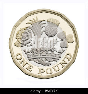 2017 sterlina inglese moneta isolato su sfondo bianco. Il nuovo Regno Unito £ 1 moneta entrerà in circolazione nel Marzo 2017, e il Royal Mint è la produzione di 1,5 miliardi di nuove monete. Foto Stock