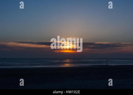 Tramonto su West Wittering beach Foto Stock