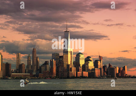 Stati Uniti d'America, New York New York City, inferiore dello Skyline di Manhattan Foto Stock