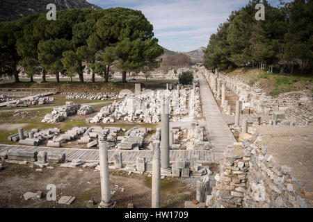 Strada del porto della città antica di Efeso in Selcuk, Turchia Foto Stock