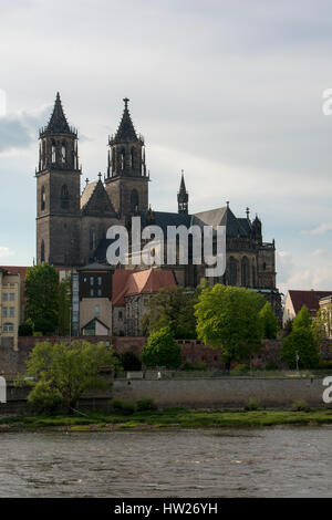 La Cattedrale di Magdeburgo fu costruito a partire dal 1207 sulle rovine di vecchie chiese fondata nel 937 dall'imperatore tedesco Ottone I il Grande Foto Stock