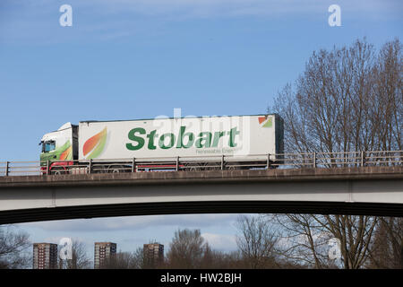 Eddie Stobart carrello su strada nelle Midlands Foto Stock