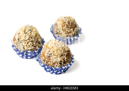 Noce fatti in casa i cookie in blu bicchieri di carta Foto Stock