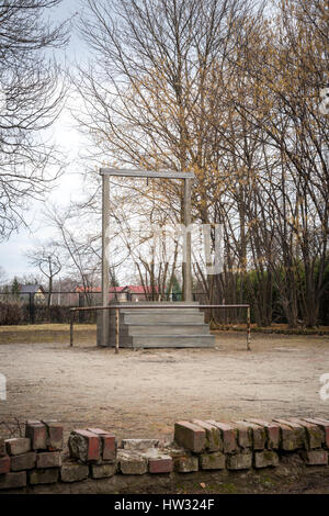 Gallows ad Auschwitz la concentrazione di camp di morte dove il comandante Rudolf Höss è stato impiccato eseguito, Polonia Foto Stock