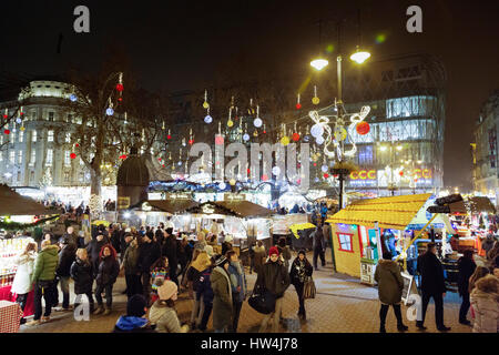 Mercato di Natale. Budapest Ungheria, Europa sud-orientale Foto Stock