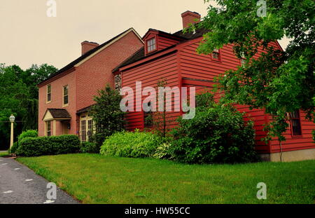 Kennett Square, Pennsylvania - Giugno 2, 2015: i boschi, costruita nel 1828, ospita un negozio specializzato la vendita di carni fresche e di funghi secchi e un negozio di articoli da regalo Foto Stock