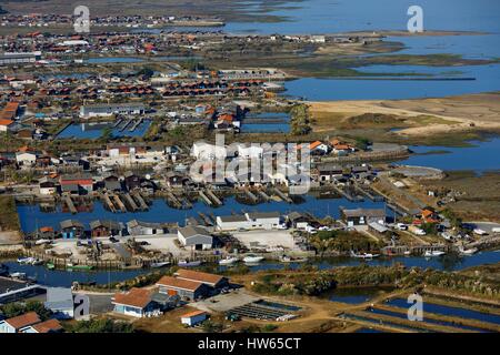 Francia, Gironde, Bassin d'Arcachon Gujan Mestras oyster porta (vista aerea) Foto Stock