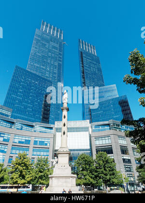 Christopher Columbus statua, Time Warner Center, Columbus Circle, Midtown Manhattan, New York City, Stati Uniti d'America Foto Stock