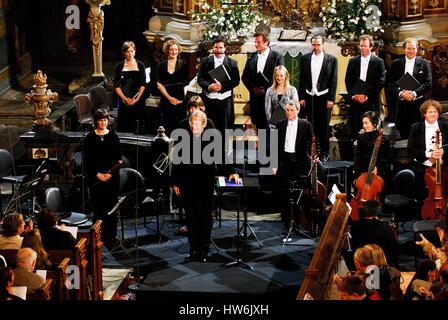 Direttore britannico Sir John Eliot Gardiner, foto Kazimierz Juewicz, Foto Stock