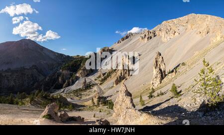 Francia, Hautes Alpes, Parc Naturel Regional du Queyras (parco naturale regionale del Queyras), paesaggio lunare delle Casse Déserte ha la vicinanza del pass di Izoard Foto Stock