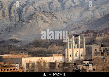 Cina, Xinjiang Uyghur Regione autonoma, Turpan (Turfan, Tulufan), Tuyoq (Tuyugou), un antica oasi-villaggio nel deserto Taklamakan famosa per le sue uve senza semi Foto Stock