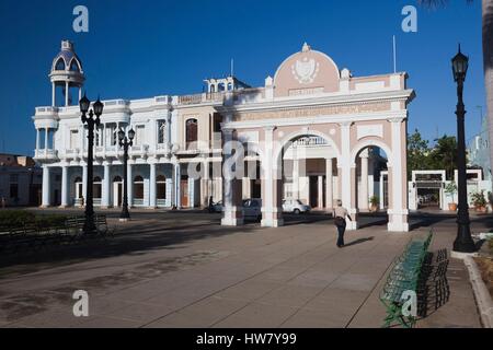 Cuba, Cienfuegos province, Cienfuegos, Parque Jose Marti, Arco de Triunfo arch Foto Stock