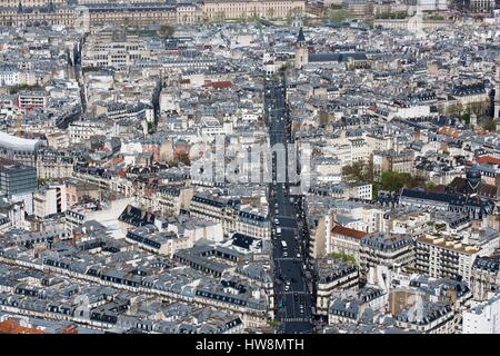 Francia, Parigi, boulevard Parigino foderato con tipici edifici in stile Haussmann di Parigi " 6° distretto Foto Stock