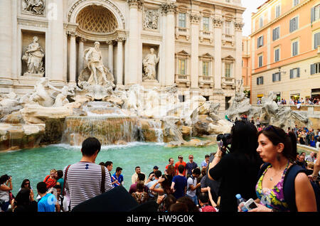 Fontana di Trevi. Fontana di Trevi. Roma, Lazio, l'Italia, Europa Foto Stock