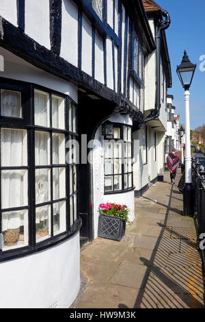 Hastings, Old Town High Street, metà case con travi di legno, East Sussex, Inghilterra, Regno Unito, GB Foto Stock