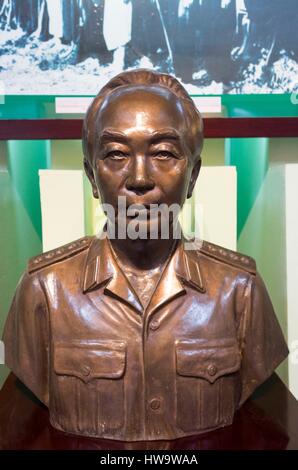 Il Vietnam, Hanoi, Vietnam Museo di Storia Militare, busto di guerra del Vietnam-ser generale Vo Nguyen Giap, Nord Vietnmese commander Foto Stock