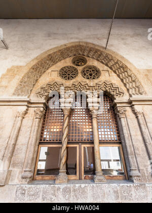 PALERMO, Italia - 24 giugno 2011: arredamento di Palazzo Chiaramonte - Steri di Palermo. La costruzione fu iniziata agli inizi del XIV secolo e fu il residen Foto Stock