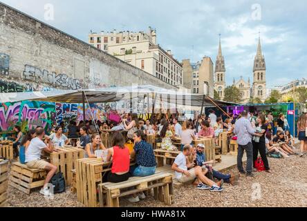 Francia, Parigi (75), il Wasteland (La Friche) Richard Lenoir aperto dal 09/07/2016 al 05/11/2016 è un effimero posto con bar, ristoranti, entertai Foto Stock