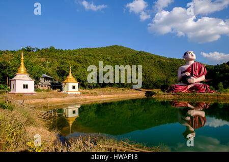 Myanmar Birmania, Mawlamyine, Moulmein, frazioni di Mawlamyine, intorno al Buddha Win Sein Foto Stock