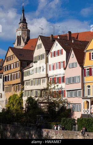 Germania, Baden-Wurttemburg, Tubinga, old town edifici lungo il fiume Neckar Foto Stock