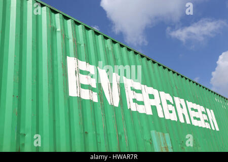 Evergreen 40 ft contenitore intermodale. Evergreen con sede a Taiwan è un global container trasporto merci-società di spedizione. Foto Stock