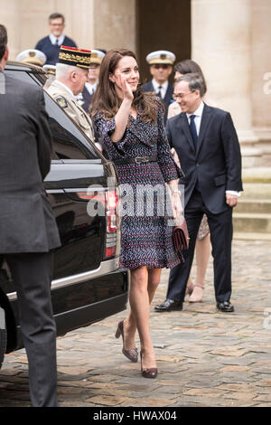 Il 18 marzo 2017 Parice Francia Gran Bretagna il principe William Duca di Cambridge, accompagnato da Catherine,la Duchessa di Cambridge, in occasione della loro visita a Parigi nel marzo 2017. Foto Stock