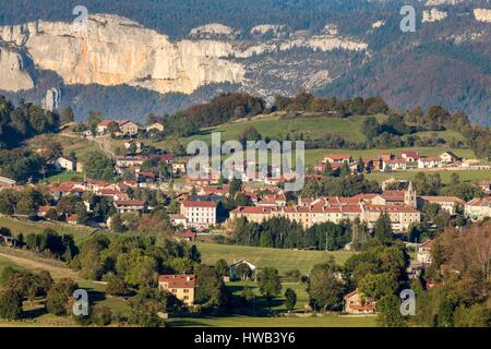 Francia, Drome, riserva naturale regionale del Vercors, il villaggio di Chapelle en Vercors Foto Stock