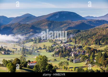 Francia, Drome, riserva naturale regionale del Vercors, il villaggio di Saint Martin en Vercors Foto Stock