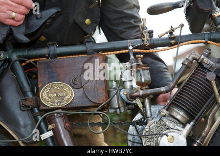 Reigate, Surrey, Regno Unito. Xix Marzo 2017. 78Sunbeam Motor Cycle Club Pioneer eseguire avviene a Reigate in Surrey. Foto di ©Lindsay Constable / Alamy Live News Foto Stock