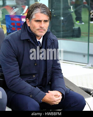 Udine, Italia. Xix marzo, 2017. Aeroporto di Palermo Head Coach Diego Lopez appare durante la serie di una partita di calcio tra Udinese Calcio v US Citta di Palermo a Dacia Arena Stadium il 19 marzo, 2017. Credito: Andrea Spinelli/Alamy Live News Foto Stock