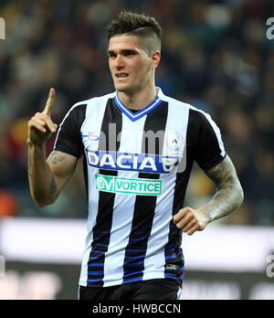 Udine, Italia. Xix marzo, 2017. Udinese di avanti Rodrigo de Paul gesti durante la serie di una partita di calcio tra Udinese Calcio v US Citta di Palermo a Dacia Arena Stadium il 19 marzo, 2017. Credito: Andrea Spinelli/Alamy Live News Foto Stock