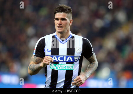 Udine, Italia. Xix marzo, 2017. Udinese di avanti Rodrigo de Paul appare durante la serie di una partita di calcio tra Udinese Calcio v US Citta di Palermo a Dacia Arena Stadium il 19 marzo, 2017. Credito: Andrea Spinelli/Alamy Live News Foto Stock