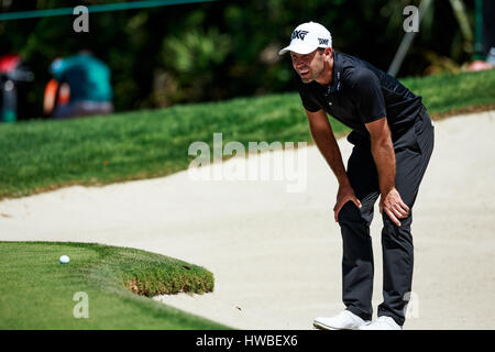 Orlando, Florida, Stati Uniti d'America. Xix Mar, 2017. Charl Schwartzel sull'undicesimo foro durante il round finale di Arnold Palmer Invitational. Credito: Cal Sport Media/Alamy Live News Foto Stock