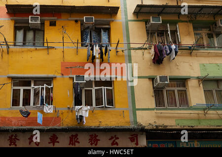 Bassa affitto appartamento edificio nella città di Kowloon, Hong kong. Foto Stock