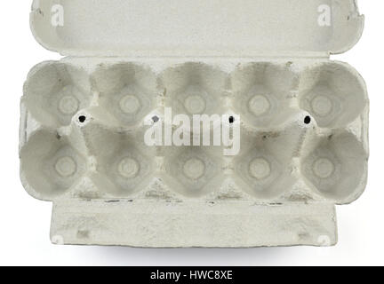 Aprire il cartone uovo box su sfondo bianco Foto Stock