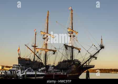 El Galeon Andalusia, replica del XVI secolo galeone spagnolo, città marina, ad Alexandria, Virginia Foto Stock