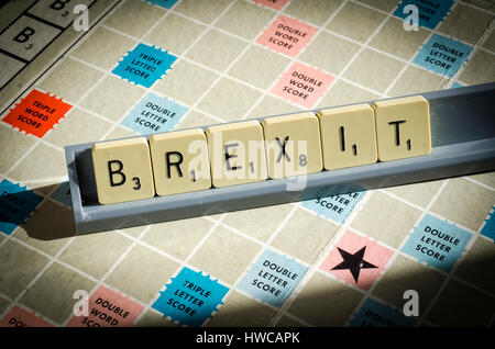 Lettere di Scrabble compitazione Brexit Foto Stock