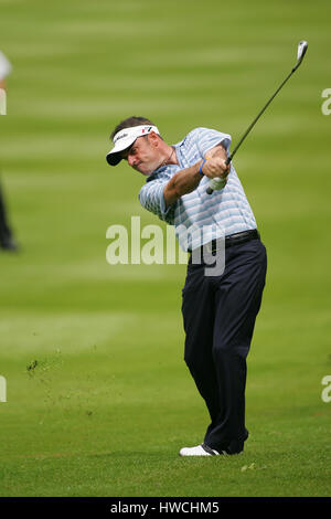 PAUL MCGINLEY IRLANDA WENTWORTH VIRGINIA WATER INGHILTERRA 28 Maggio 2005 Foto Stock