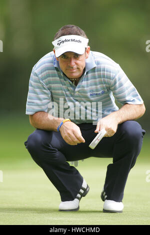 PAUL MCGINLEY IRLANDA WENTWORTH VIRGINIA WATER INGHILTERRA 28 Maggio 2005 Foto Stock