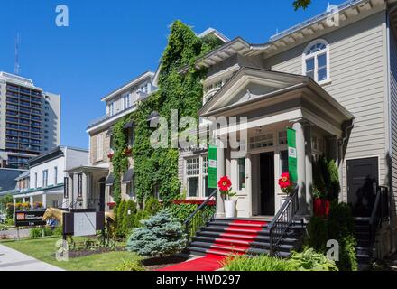 Canada, Québec, Provincia di Quebec City, Montcalm district, il quartiere delle arti, l'Auberge du Quartier hotel, di fronte al Museo delle Belle Arti Foto Stock