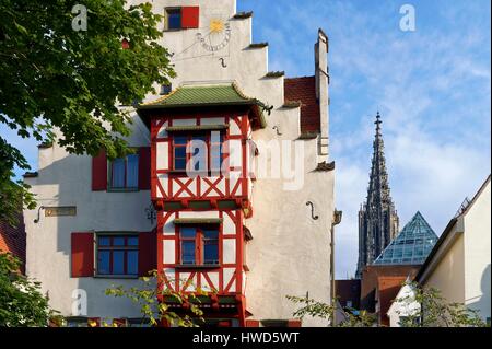 Germania, Bade Wurtemberg, Ulm, Albert Einstein' s natali, Fischerviertel, pescatori e conciatori distretto e Cattedrale luterana (Munster), il più alto la Chiesa in tutto il mondo con una misurazione di guglia 161m (530 ft) Foto Stock