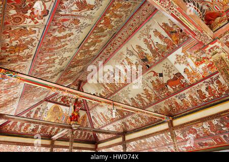 Indonesia, Bali, Floating Palace a Puri Semara Pura in Klungkung, Wayang dipinti stile di Kamasan Foto Stock