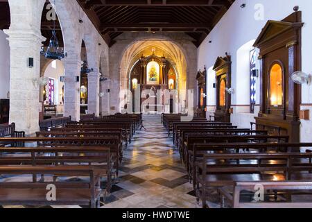 Cuba, Ciudad de La Habana Provincia Habana Vieja district elencati come patrimonio mondiale dall'UNESCO, l'avana, interno dell'Holly Spirito la chiesa (Iglesia del Espiritu Santo) costruito nel 1640 Foto Stock