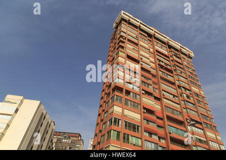 Alta edifici di appartamenti a Benidorm, provincia di Alicante, Spagna Foto Stock